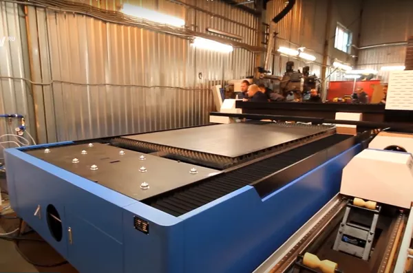 SF3015M 1,5 кВт 3